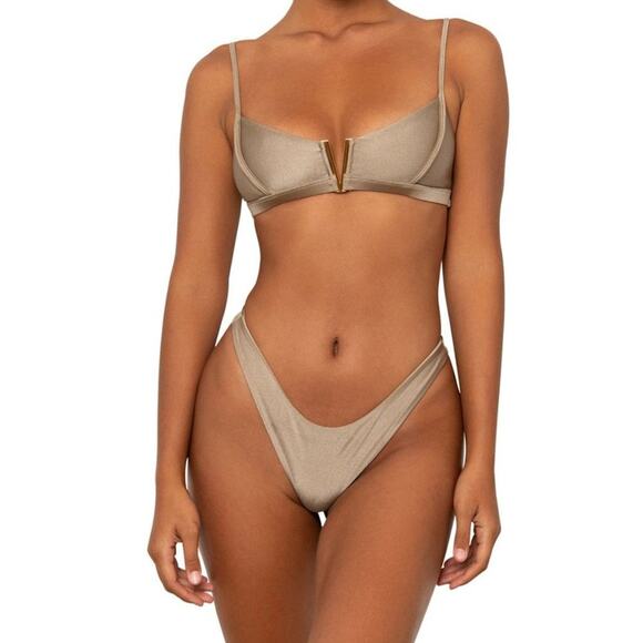 Fae Swimwear HERBERT Bikini Top - Toffee - V-Buckle -Bralette - Size XS - NWT - Picture 1 of 13